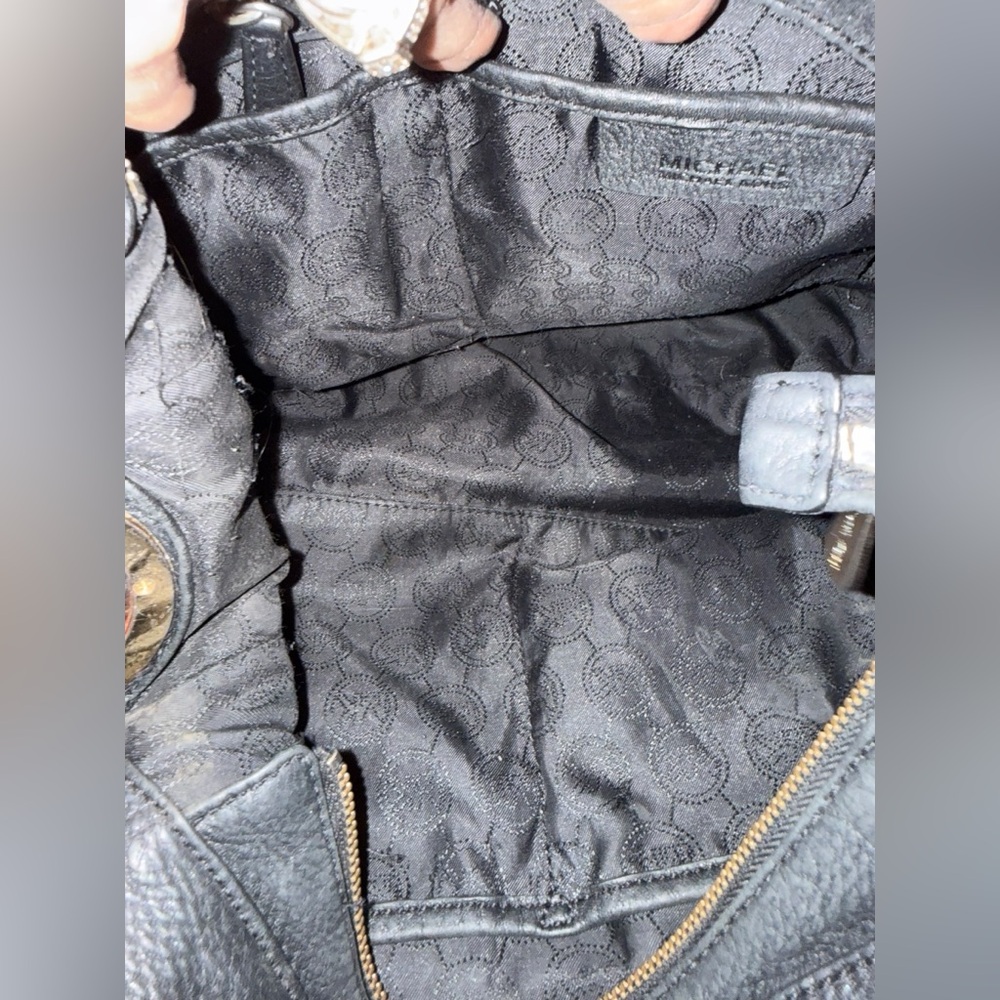 3FER Black Leather Michael Kors Hobo Bag - Classic Women's Shoulder Bag - Picture 6 of 7